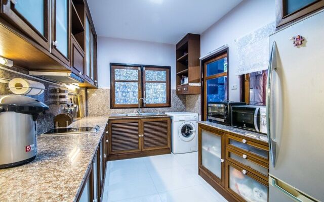 Island Blue Home Pool Villa