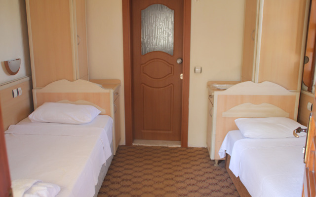 Hotel Karyatit Kaleiçi
