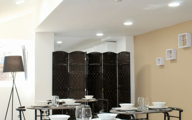 Johal Mini Hotel- FREE BREAKFAST