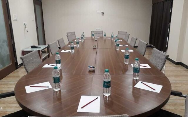 Hotel Bidar Gateway