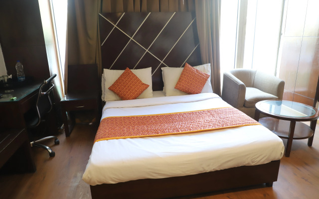 Hotel Blooming Inn and BANQUET