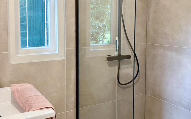 Idyllic House With 360 View of Nature