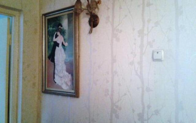 Rooms in Apartment on Tbilisskiy bulvar 11