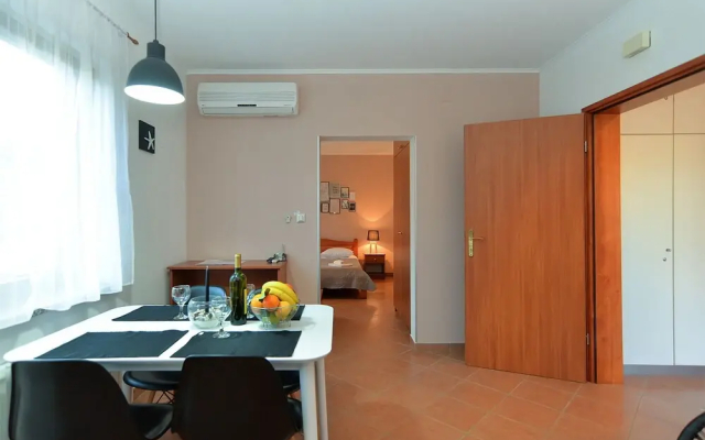 Apartment 1089