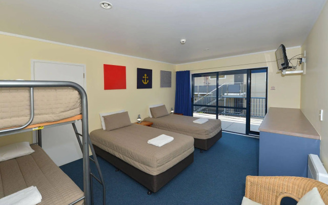 Saltwater Lodge