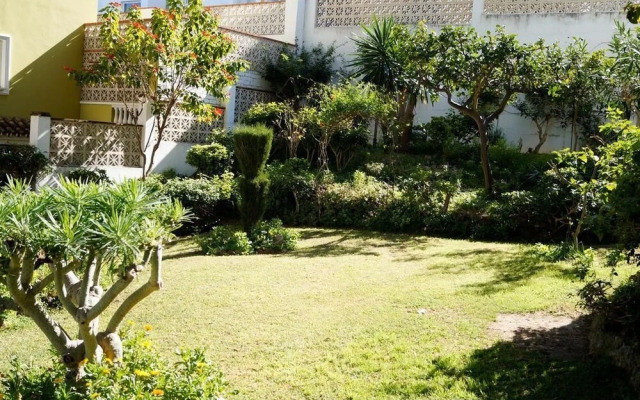 Shiny Studio with Pool & Carihuela Beach at 500m