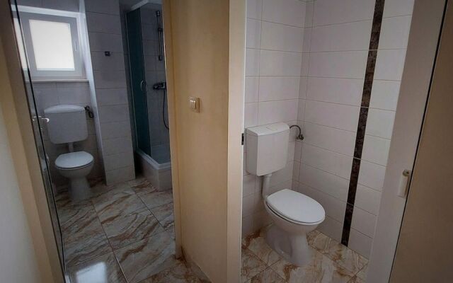 Kajo - Free Parking and BBQ - A1