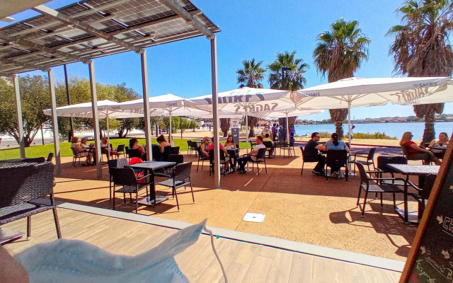 Oceanview Duplex shared Pool & Beach Sesimbra