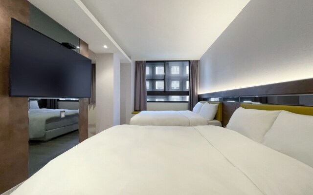 CHECK inn Taichung Qinghai