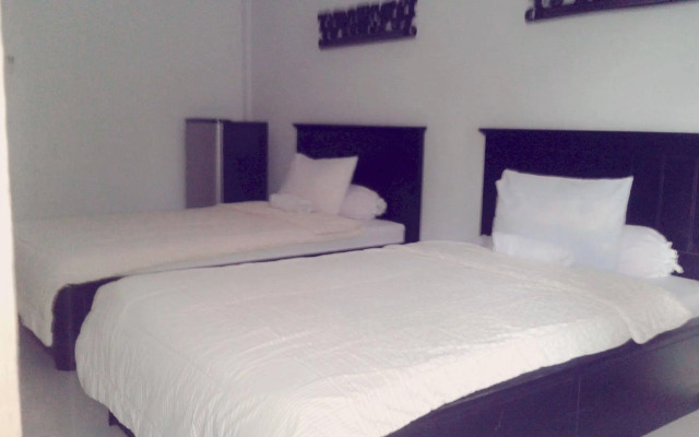 Swandewi Homestay