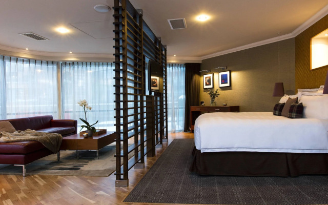 The Glasshouse, Autograph Collection