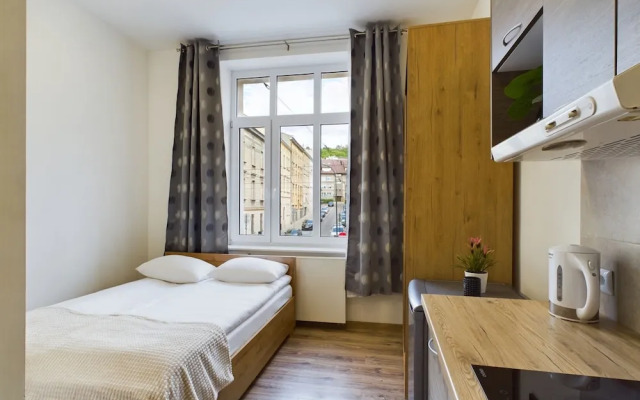 Wooden Cracow Studio by Renters