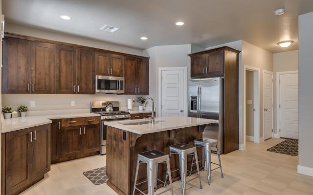 Sun-kissed Casita 3 Bedroom Apts