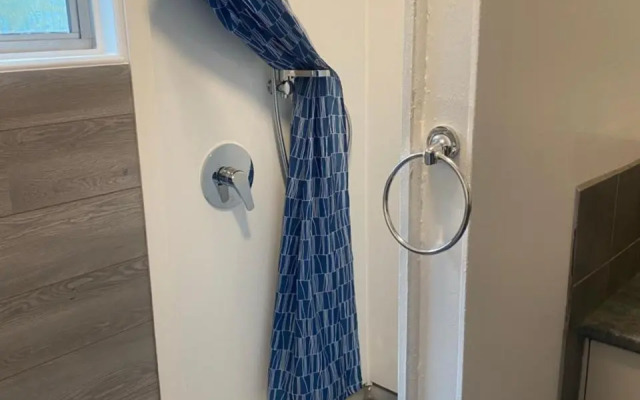 Alpine Lodge Backpackers