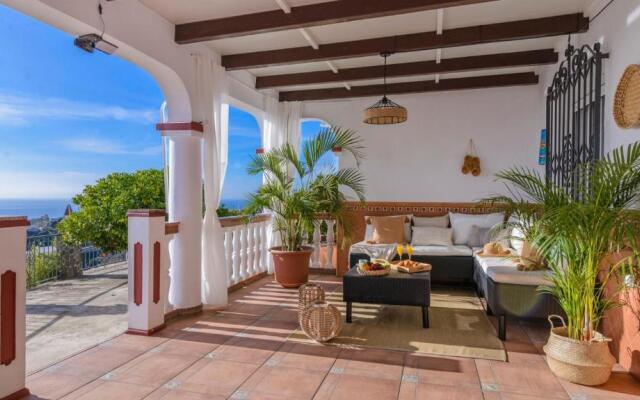 Villa Las Palomas Torrox by Ruralidays
