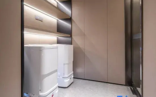 JI Hotel (Kunshan Bacheng Old Street Manlihui Commercial Center)