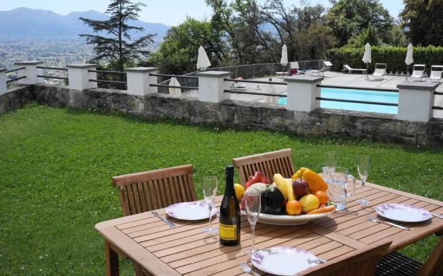 Spectacular Views - Villa Guinigi - Lucca Area