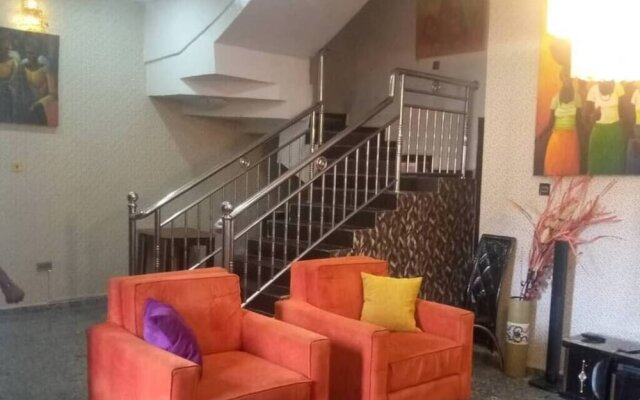 Luxury 4 bed Rooms Duplex Lekki Lagos Nigeria