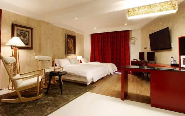 Rich Diamond Hotel
