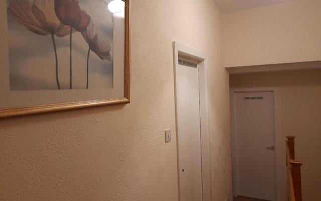 Immaculate 3-bed House in Middlesbrough With Wifi