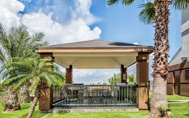 Candlewood Suites Galveston by IHG