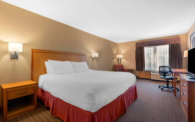 Best Western Plus Olympic Inn