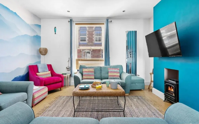 The Terrace - Light Bright Characterful Near Beaches