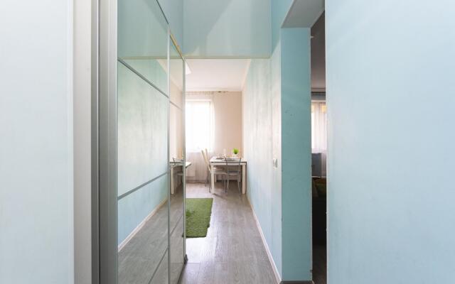 Moment House on Ilyinsky Boulevard 7