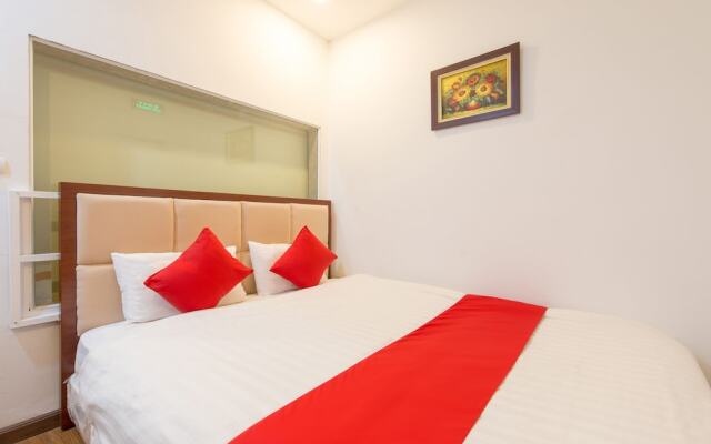 OYO 196 Sweet Hotel