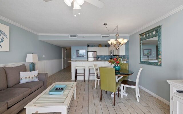 Pelican Beach 2009 1 Bedroom Condo