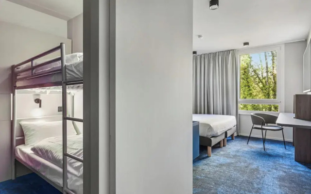 Akena Serris  Val d'Europe