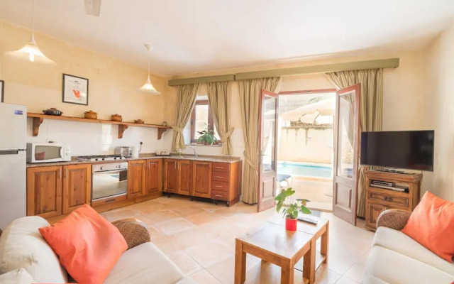 Ta Battista - Xewkija Holiday Home