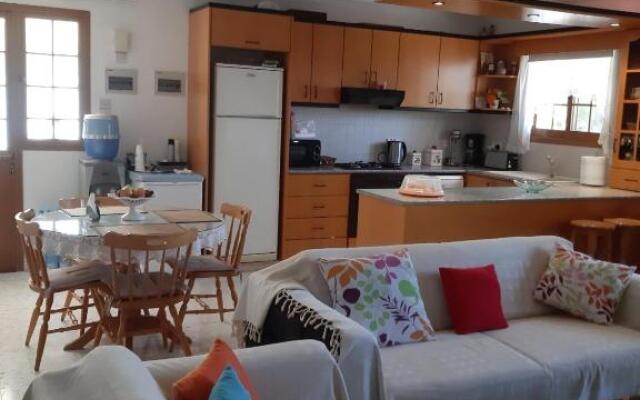 Zena Holiday Villa