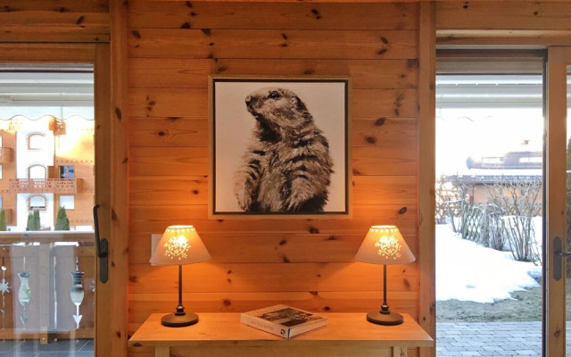 Rhodonite 4 Ollon in Ollon