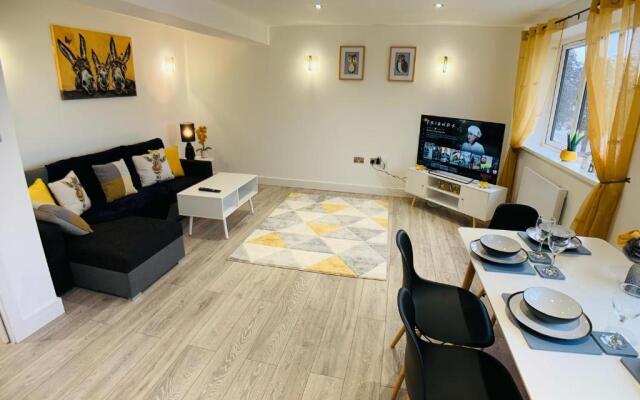 Springfield Apartment by Southwest Rooms - Free Parking & Netflix