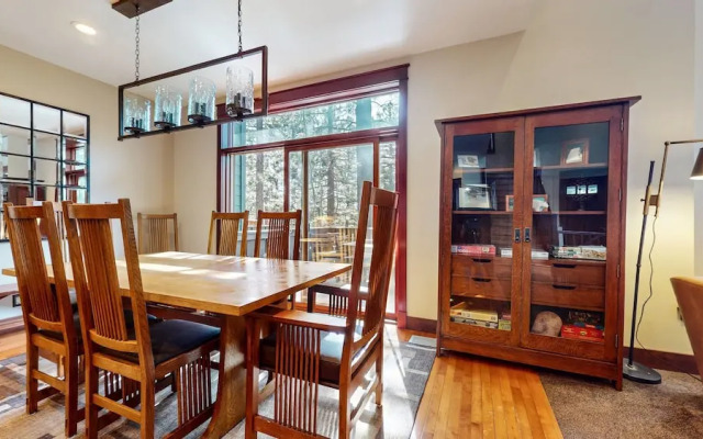 Timbers #2 4 Bedroom Townhouse