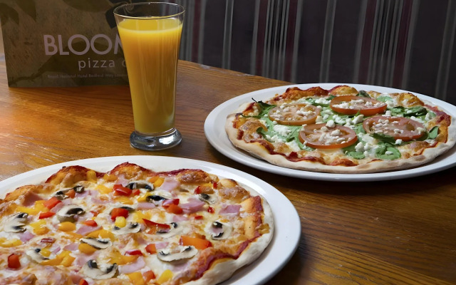 City Sleeper at Royal National Hotel