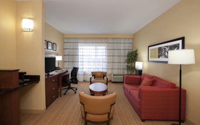 Courtyard by Marriott Chicago Schaumburg/Woodfield Mall