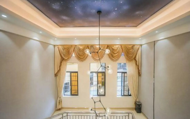Fengning Hotel (Fengning Hotel （Guangzhou Shangxiajiu Pedestrian  Ximenkou Subway Station Branch）