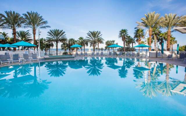 Wyndham Grand Clearwater Beach