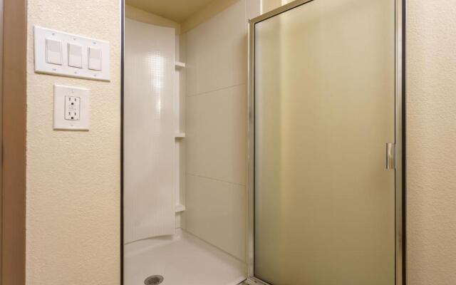 Riverfront Inn Roseburg