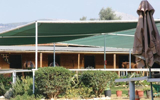 Beautiful Home in Eretria Evia With 2 Bedrooms, Wifi and Outdoor Swimming Pool