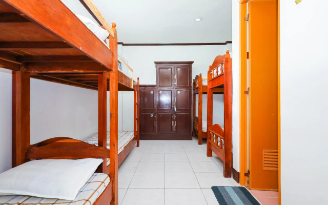 Mayon Backpackers Hostel