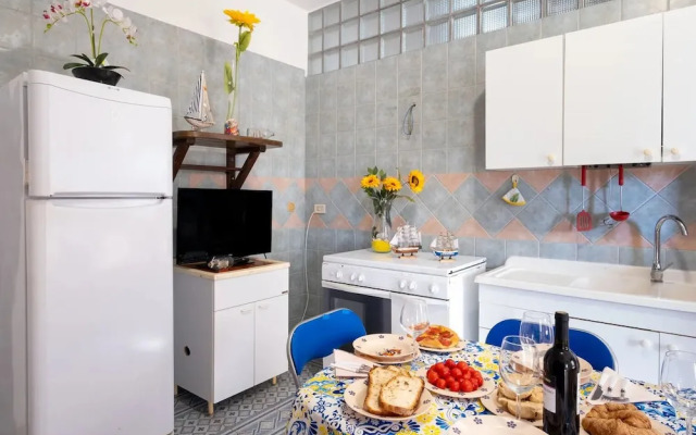 Apartment Tritone in Luxury Villa With Shared Pool