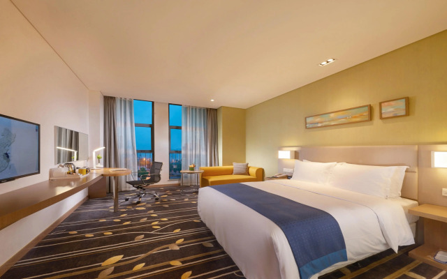 Holiday Inn Chongqing University Town