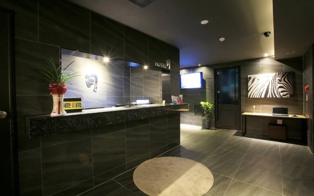 Pyeongtaek Wol Hotel