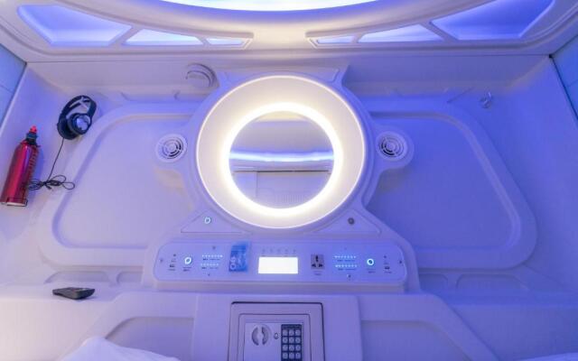 Seaview Capsule Hotel