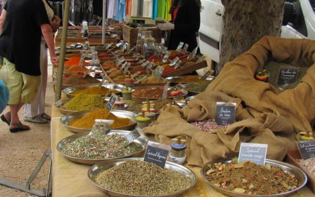Résidence de gîtes La Sidoine du Mont-Ventoux
