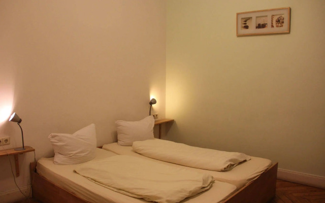 Buch-Ein-Bett Hostel