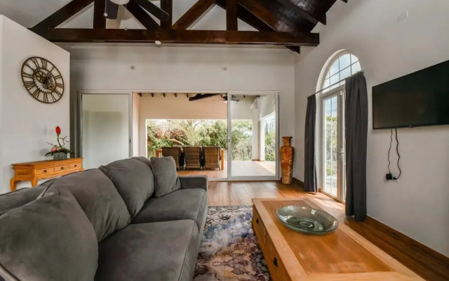 Picaron Villas in Santa Cruz